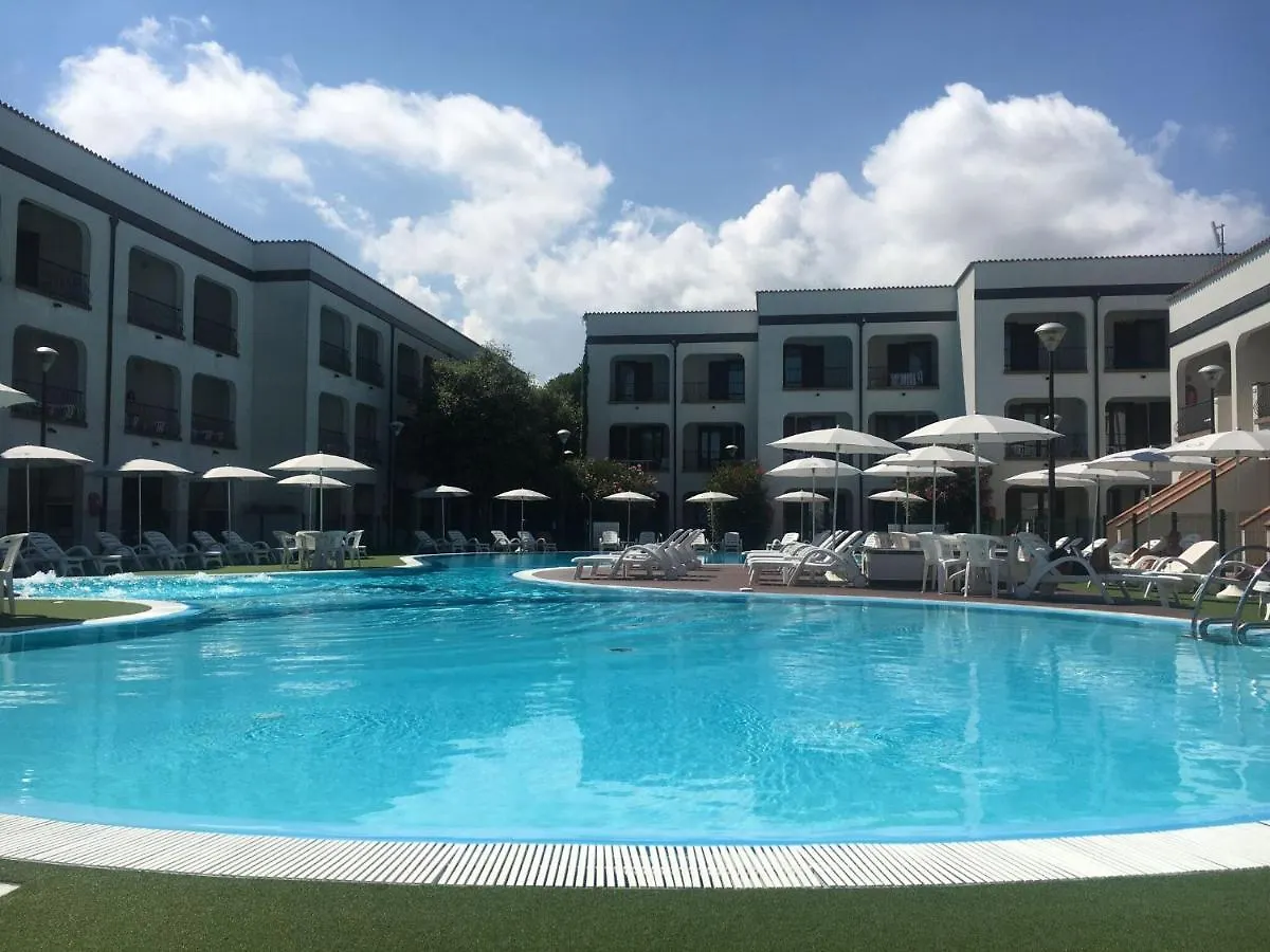 Comfy Apartment With Ac Located At The Beach Lido di Spina Italië