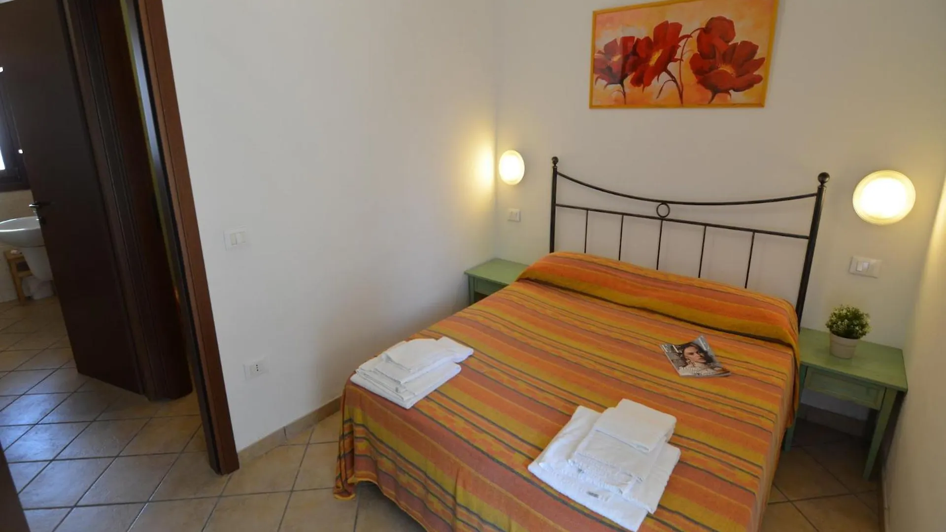 Comfy Apartment With Ac Located At The Beach 0*, Lido di Spina Italy