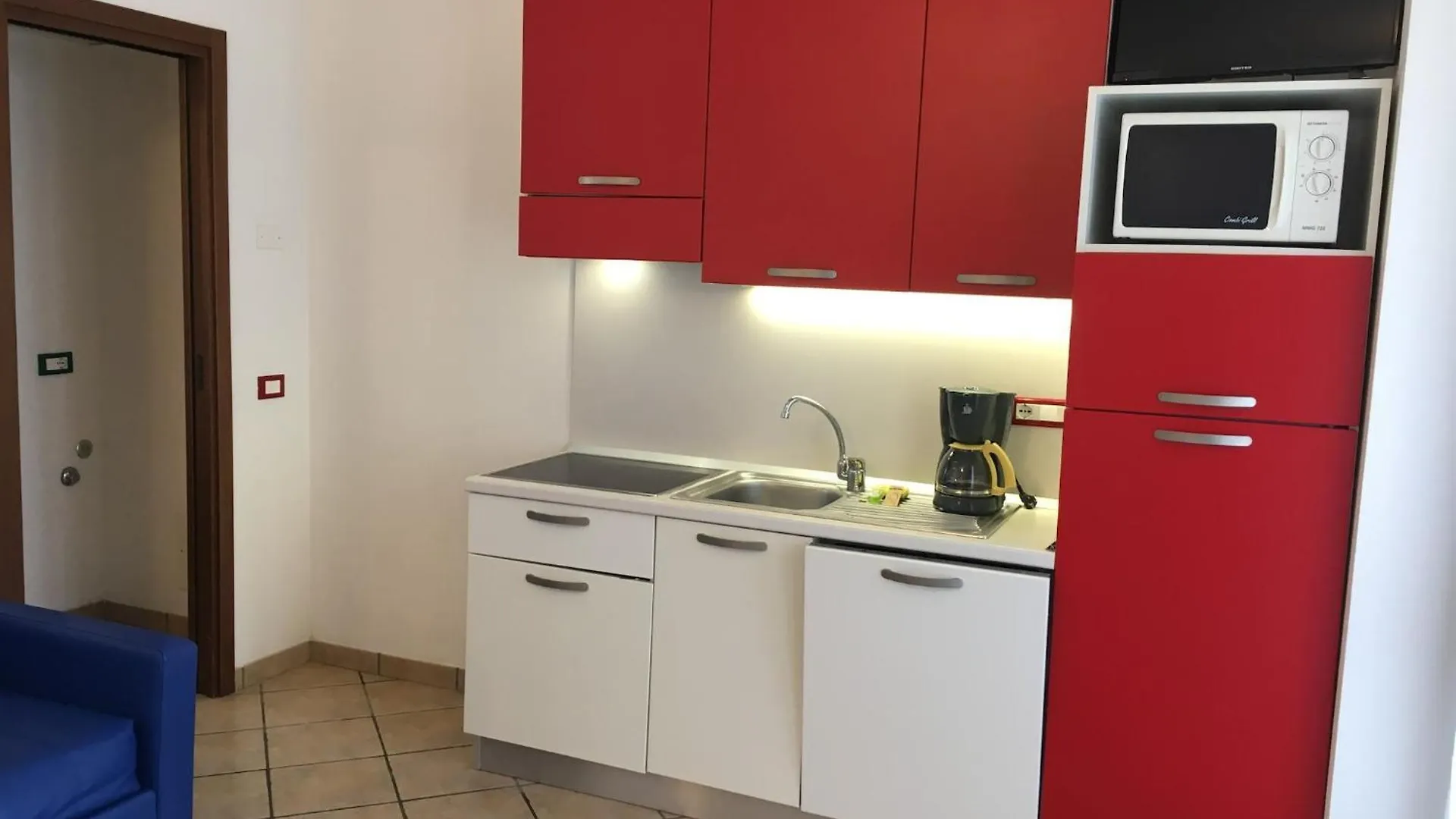 Comfy Apartment With Ac Located At The Beach Holiday home