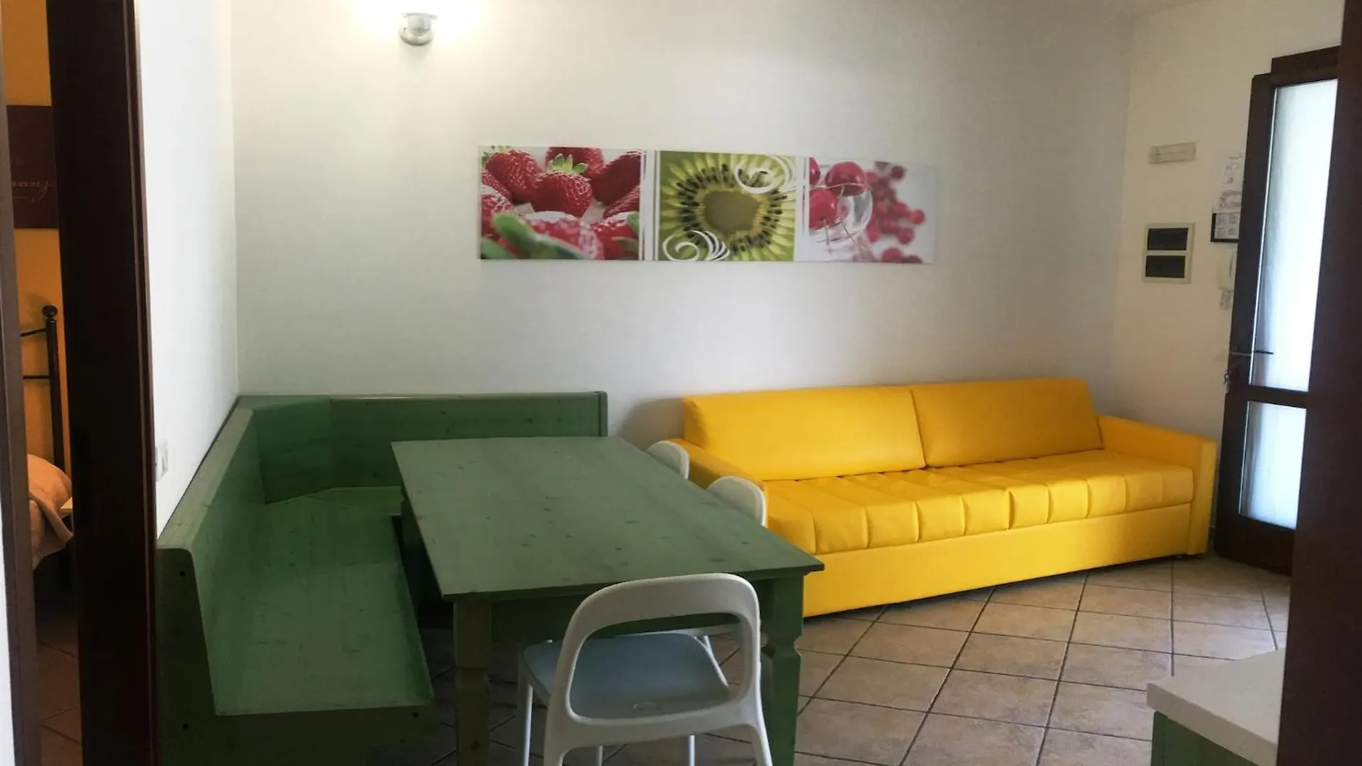 Comfy Apartment With Ac Located At The Beach