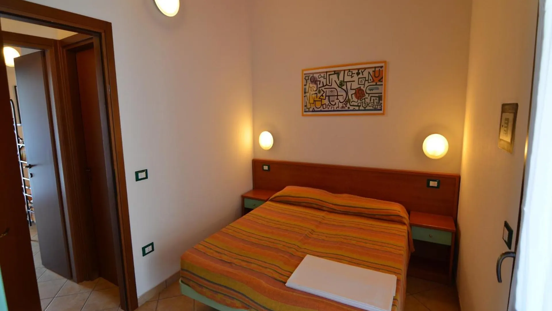 Comfy Apartment With Ac Located At The Beach