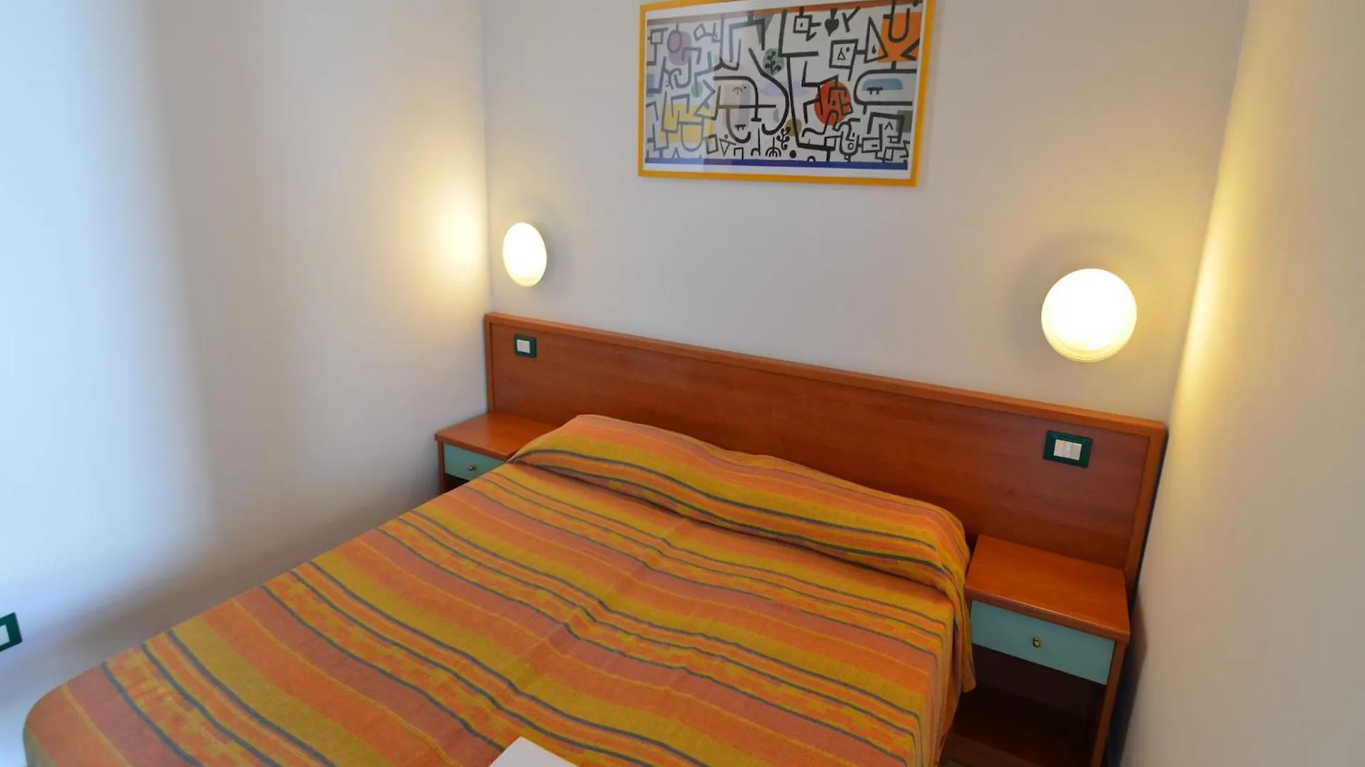 Comfy Apartment With Ac Located At The Beach