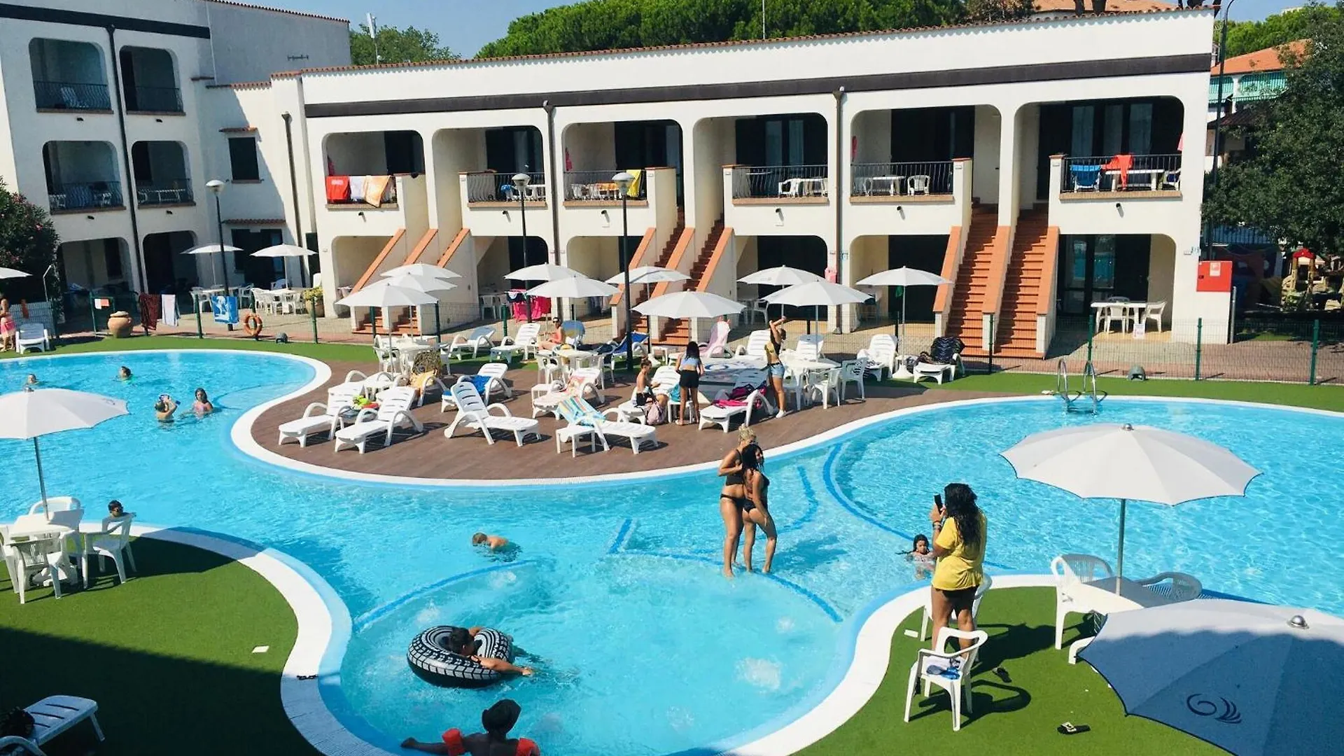 Comfy Apartment With Ac Located At The Beach 0*, Lido di Spina Italy